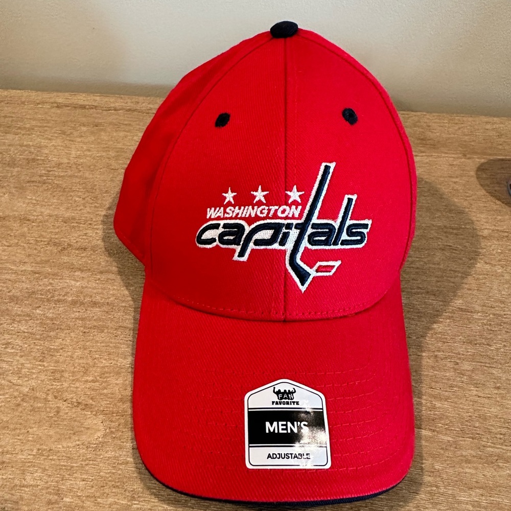 Capital’s baseball hat (Men’s fit as those tend to be cuter ☺️) New with tags